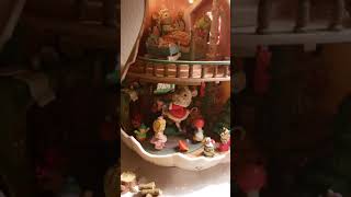 Holiday Bungalow Teapot by Enesco Christmas decoration