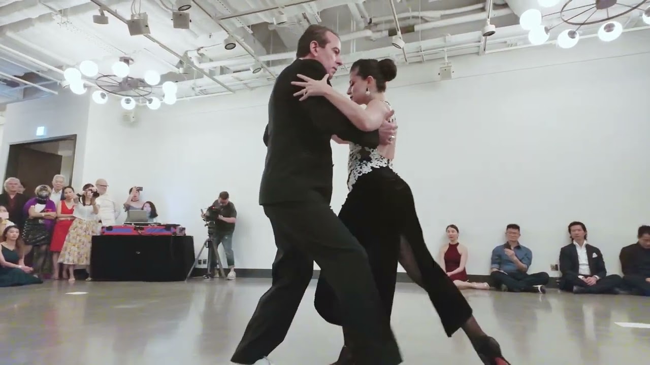 Pablo Inza & Sol Cerquides 2/4 - Pro La Vuelta (Floreal Ruiz) Tango - Hong Kong 2024 - 4K