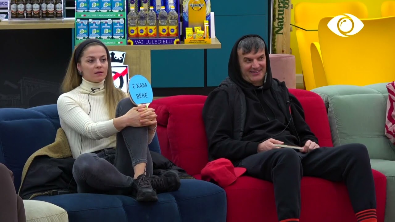 E kam bërë, Se kam bërë/ Kam dërguar një selfie nudo