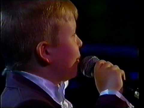 KATRI HELENA & TENAVATÄHTI TIMO TURUNEN - Kuudenikäinen