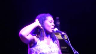 RUTHIE FOSTER @ CAHORS BLUES FEST: 1/4 - Brand new day