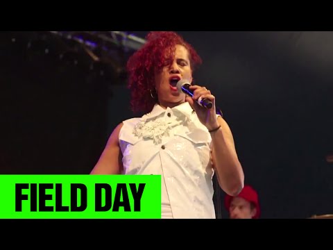 Neneh Cherry - Buffalo Stance | Field Day 2014 | FestivoTV
