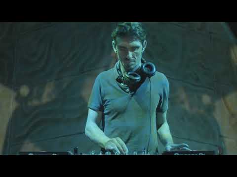 909 RESISTANCE LIVE SET - WE ARE RAVE - HANGAR FL