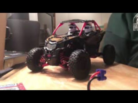 Axial 1/18 Yeti Jr. Can-Am rtr unboxing and review
