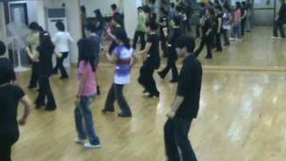 I'm Alive - Line Dance (Demo &amp; Walk Through)