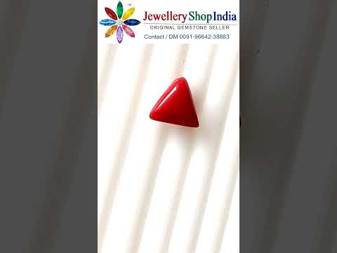 Product video thumbnail