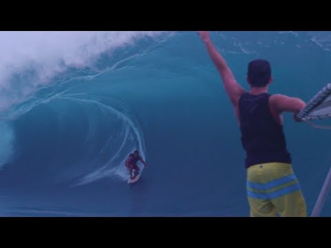 Funny sports & games videos - Surfing the Heaviest Wave in the World - Teahupoo