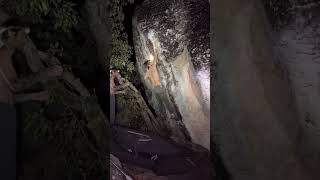 Video thumbnail of Escanteio, V7. Cocalzinho de Goiás