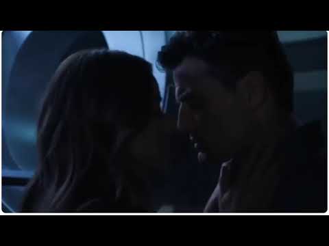 DAISY JOHNSON and Sousa Kissing #avenger #agentofshield #marvel  #daisy #johnson  #kissing #gravity