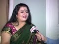 HINDI GLAMOUR CURVY BUSTY BIG BELLY NAVEL AUNTY OPEN TALK SHOW MUST WATCH AUNTY LOVERS