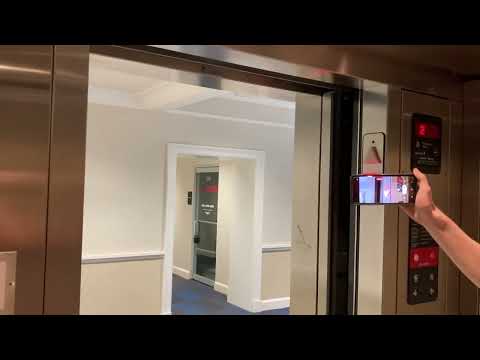 Decent Thyssenkrupp Aurora SVL 30 oildraulic elevator at Firewheel town center offices building 3