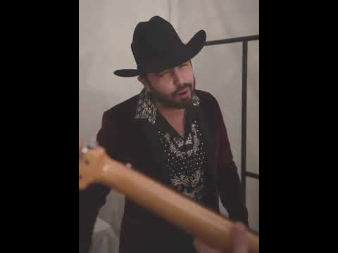 Joss Favela - Siempre Disponible