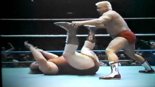 Rugged Ronnie Garvin vs Earthquake.