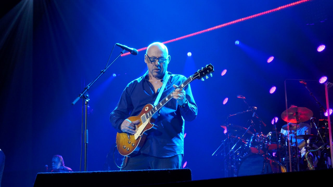 Mark knopfler brothers. Mark knopfler. Mark knopfler brothers. Mark knopfler brothers in arms. Группа dire straits.