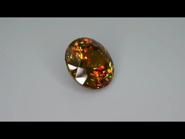 سفين مدغشقري طبيعي (غير معالج) 8.13 قيراط