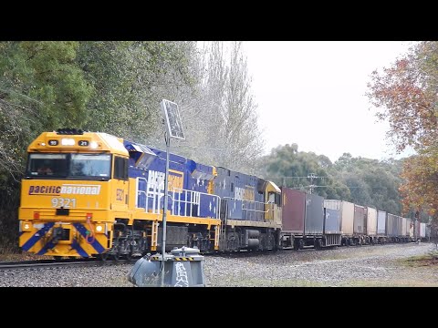 93 class in the Hills: 3 Perth to Melbourne freights in the Hills - 23/04/2020