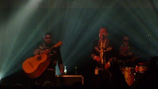 Mariachi El Bronx featuring The Breeders - Regalame Esta Noche - Live at ATP May 2009