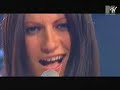 2003 Laura Pausini - Love comes from the inside (MTV Showcase live)