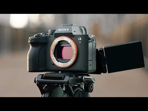 Sony A7V: The Best Value Sony Ever Made!