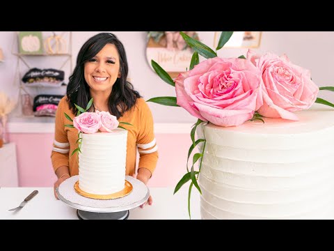 Easy Textured Buttercream Lines | Cake Icing Tutorial