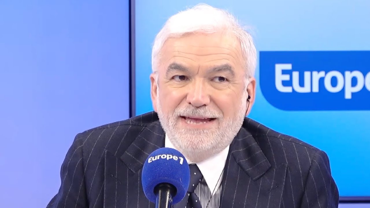 Fermeture C8 : "Tout le monde sait que l’espace médiatique penche à gauche" (Pascal Praud)