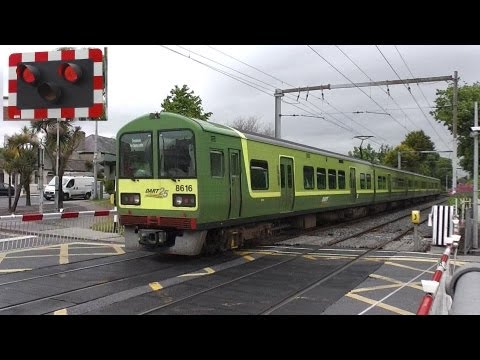 Merrion Gates Railway Crossing - 8510 and 8520 Class Dart Trains