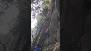 ぴよりん　5.11d　名張　屏風岩