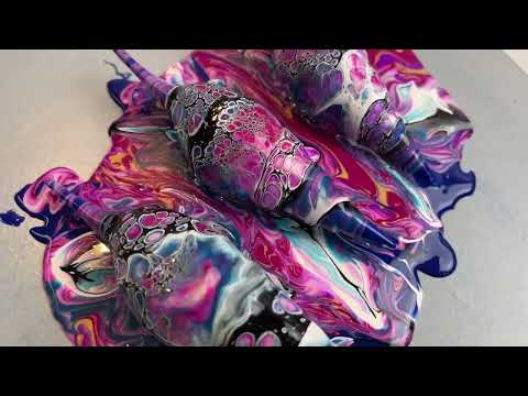 307. Sheleeart  Fluid Artist -  Sea Shells Pour + Left over paint bloom