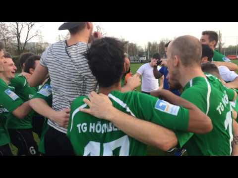 Siegerjubel der TG Höchberg Fußball nach dem Sieg in Kitzingen