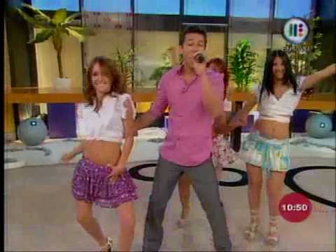 Pablo Ruiz En Venga La Alegria - Oh Mama Ella Me Ha Besado