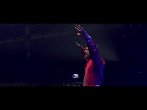 David guetta Vs Hardwell & Blasterjaxx - Play Hard Vs Bigroom Never Dies (Music Vídeo)