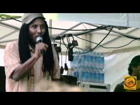 Echo Minott - Live Sun Ska 2011.mp4