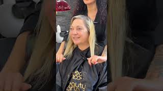 Die schöne Immobilie Maklerin Barbara aus Frankreich hat ganz neuen Look, #greyhair #hair 