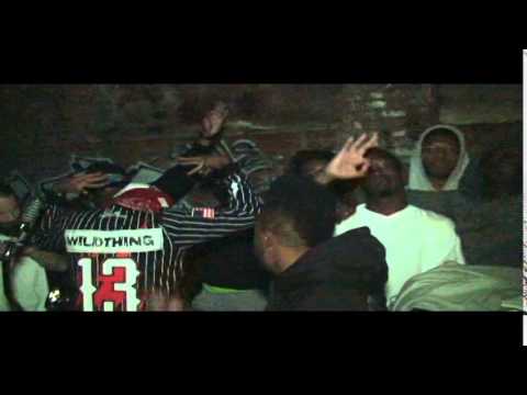 MOLOTOV MALL FT 80 (ZULU GANG/1069)