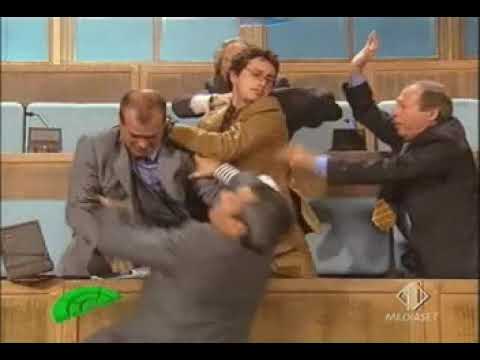 Super Ciro - Il Parlamento Europeo (1)