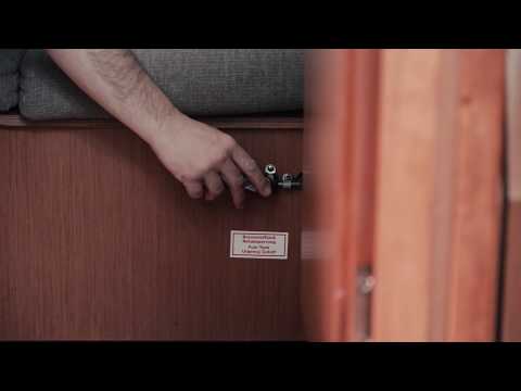 E Check in S:Y DENEB  FUEL SWITCH  BAVARIA CRUISER 40