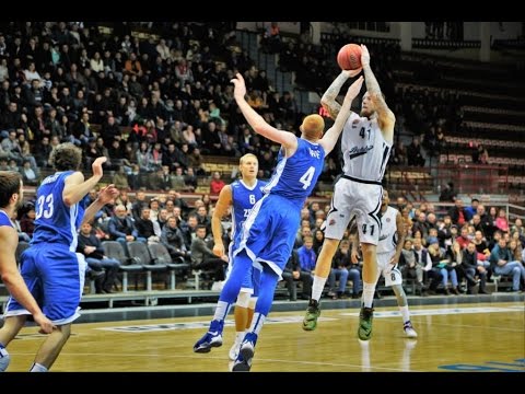 Nicolas Minnerath with Monster Put-back Slam