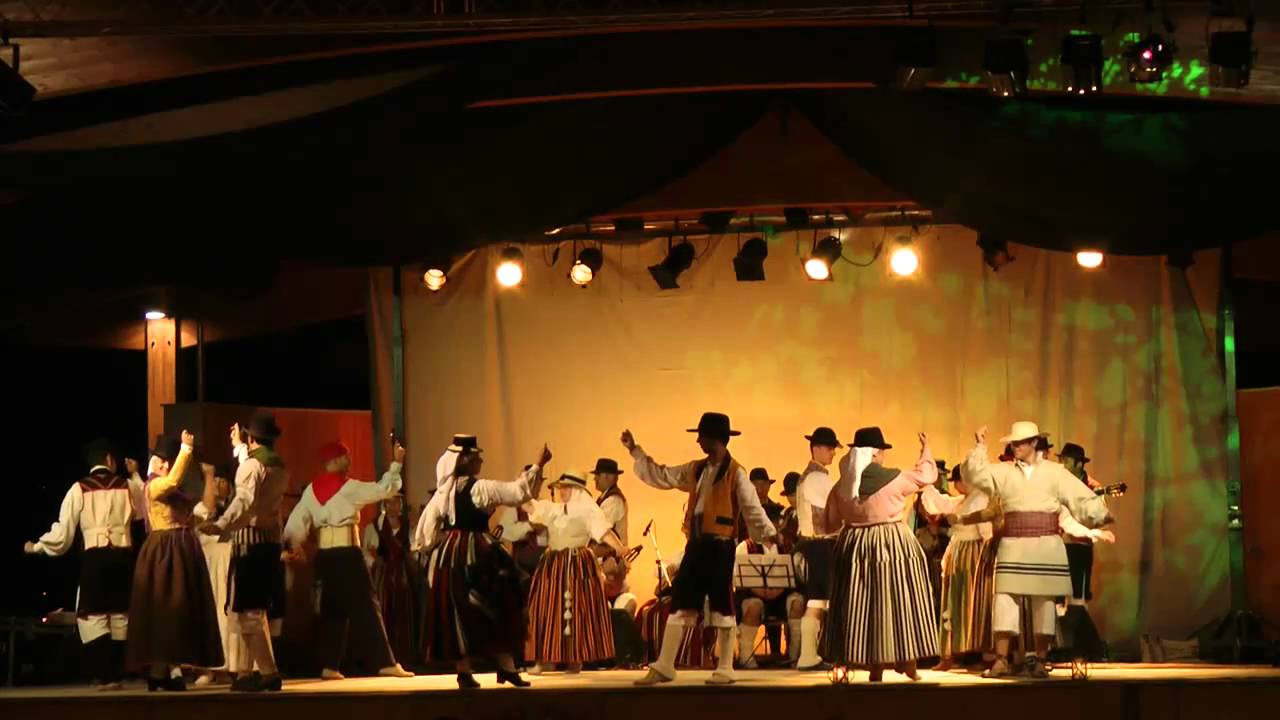 Canarian traditional folk dance: Folía de Tenerife & Cambuyonero