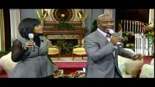 BeBe and CeCe Winans---&quot;Close To You&quot;---(LIVE ) from Atlanta Pt. 1
