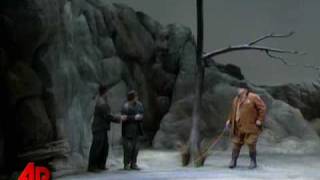 Comic Absurdity Drew Cast to 'Godot'