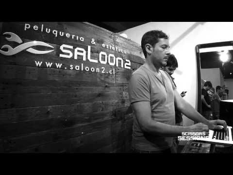 Argenis Brito scissors sessions  live   saloon2