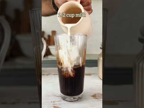 HOW TO MAKE ICED MOCHA AT HOME | EASY RECIPE #shorts