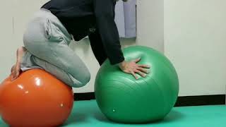 バランスボール腕立て伏せ