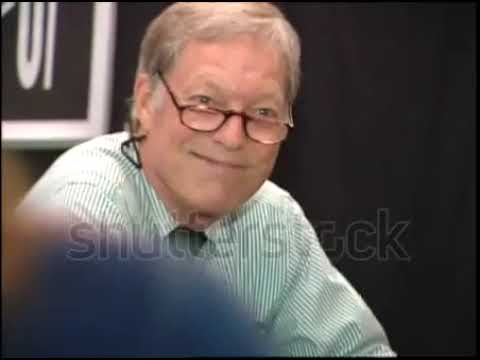 Richard Chamberlain: Book Signing, West Hollywood (05 Jun 2003). PART 3