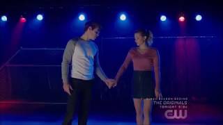 &quot;You Shine&quot;- Carrie(2012) vs Riverdale (2x18)