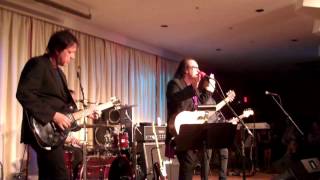 &quot;This Man He Weeps Tonight&quot; performed live by Dave Davies, 2013-05-30, Bull Run Restaurant