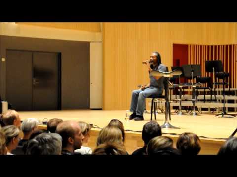 Havn't Found What I'm looking for (U2 cover) with Bobby McFerrin @ AAVF 2011