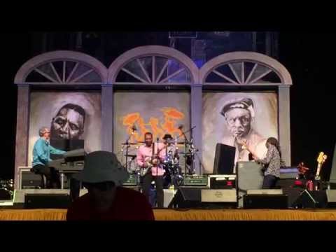 I Guess I'll Never Know - The Robert Cray Band - New Orleans Jazz Fest (04/25/15)