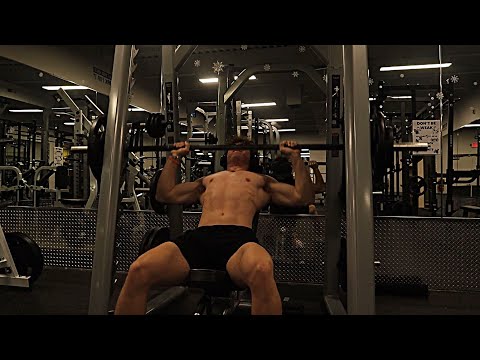 Winter Bulk Day 23 - Chest & Biceps