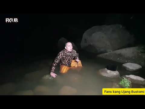 Kang Ujang Bustomi nyaris kalah duel dengan 2 dukun santet sakti